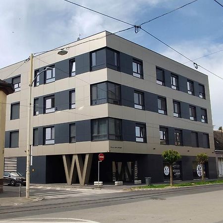 Apartman Waldy Осиек Екстериор снимка